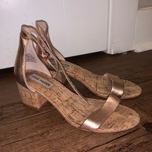 rose gold steve madden short heel
